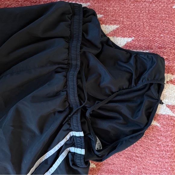 Nike Running Shorts - Picture 4 of 5